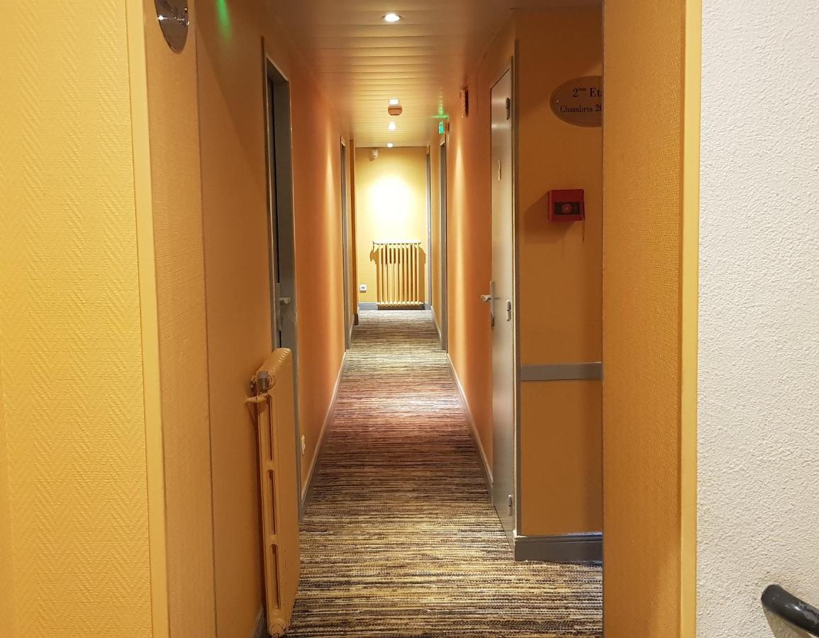 Hotel Terminus ลูซ-แซ็ง-โซเวอร์ ภายนอก รูปภาพ